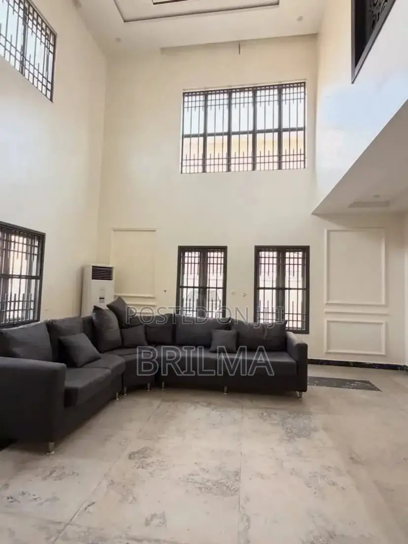 5bdrm Duplex in Mabushi for sale in Mabushi