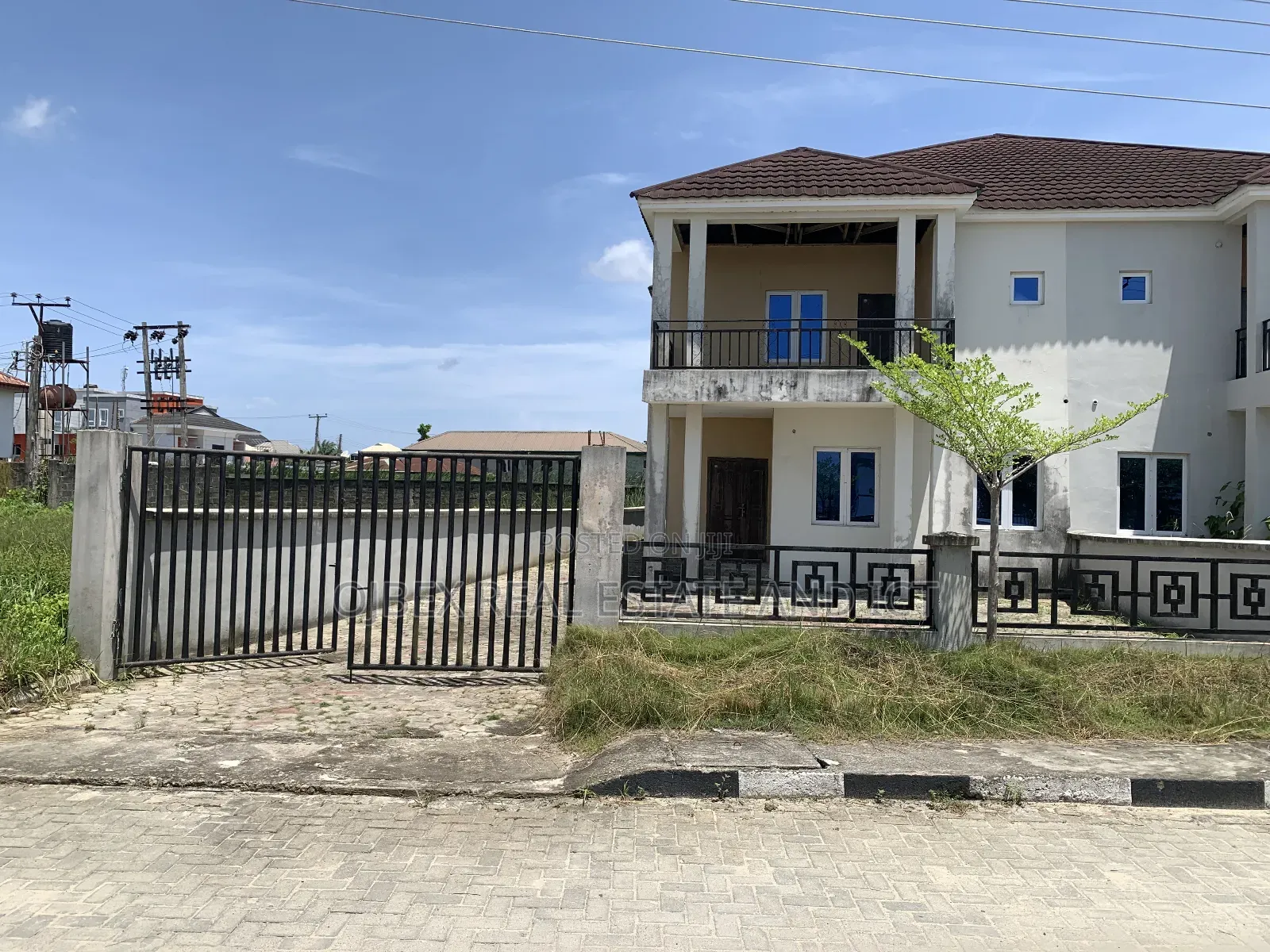 4bdrm Duplex in Abijo, Amity Estate, Ajah for sale in Ajah
