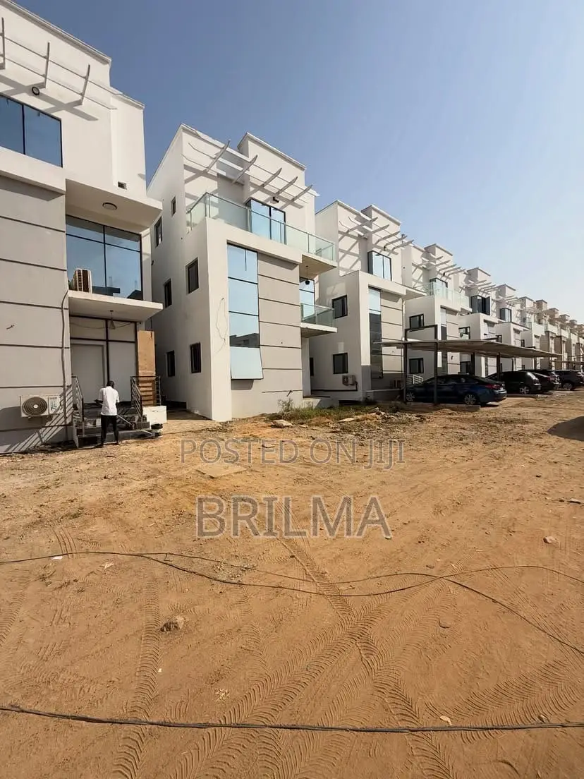 3bdrm Apartment in Dawaki for sale in Dawaki