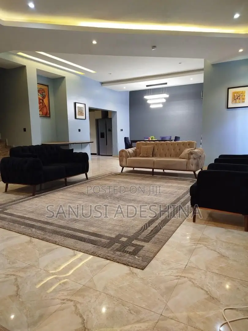 17bdrm Block of Flats in Gwarimpa Estate,By, Gwarinpa for sale in Gwarinpa
