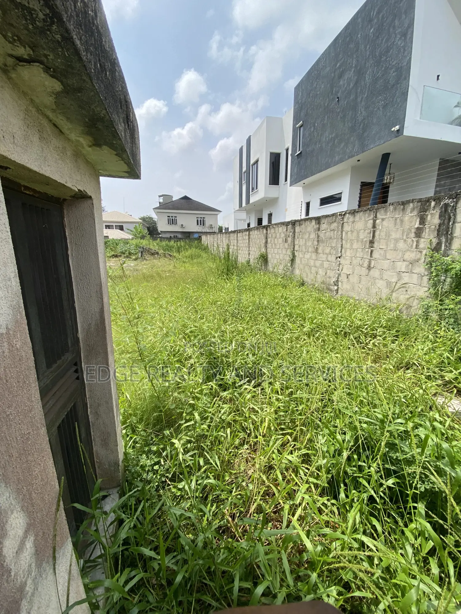 Land Measuring 677sqm for Sale in VGC in VGC / Ajah