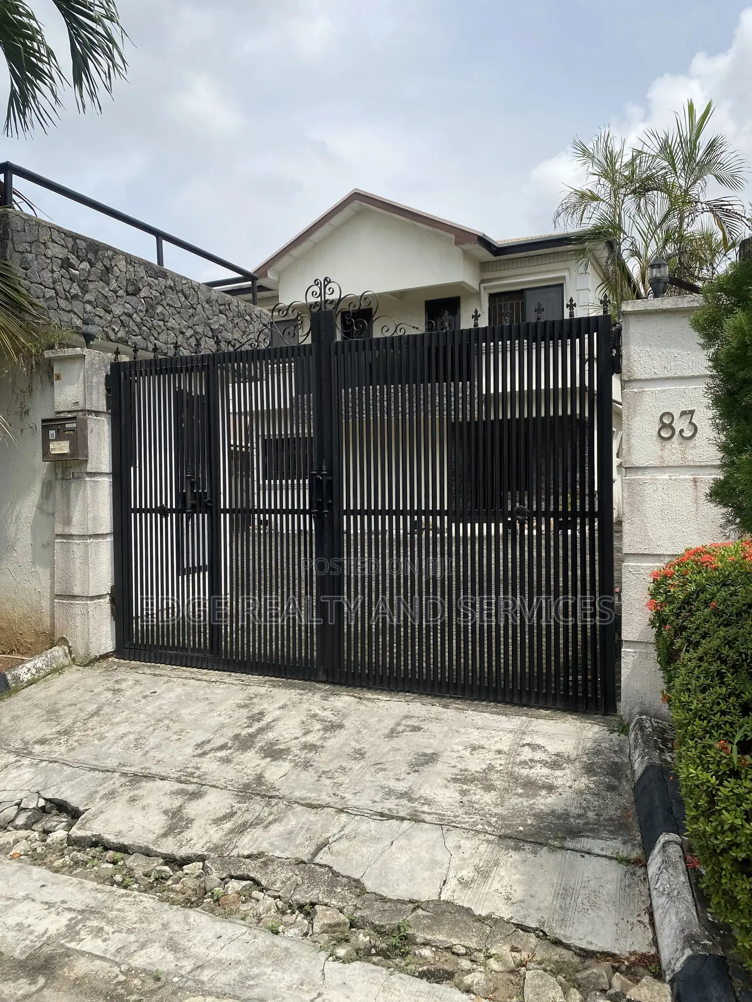 5bdrm Duplex in Vgc for sale in VGC / Ajah