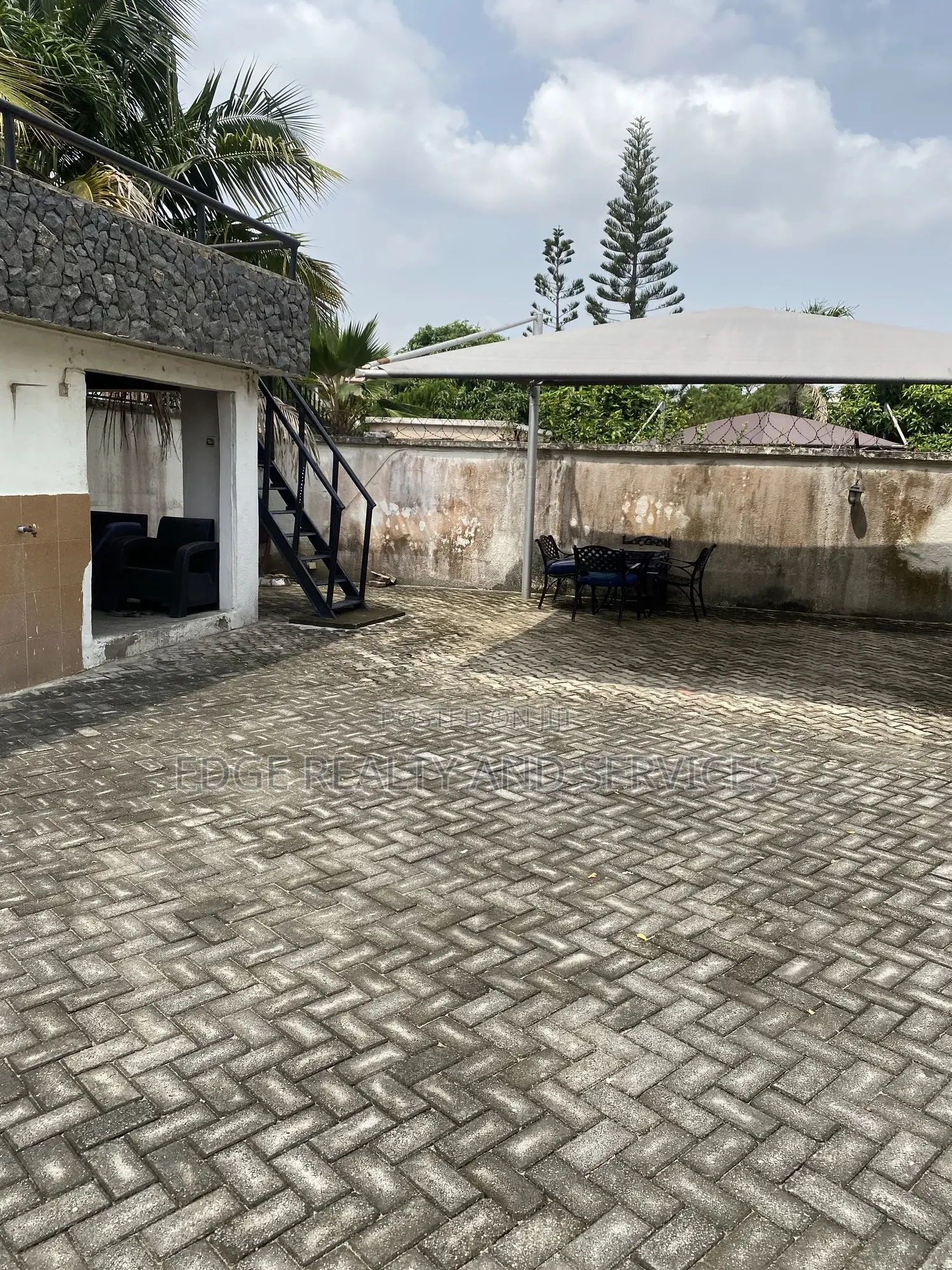 5bdrm Duplex in Vgc for sale in VGC / Ajah