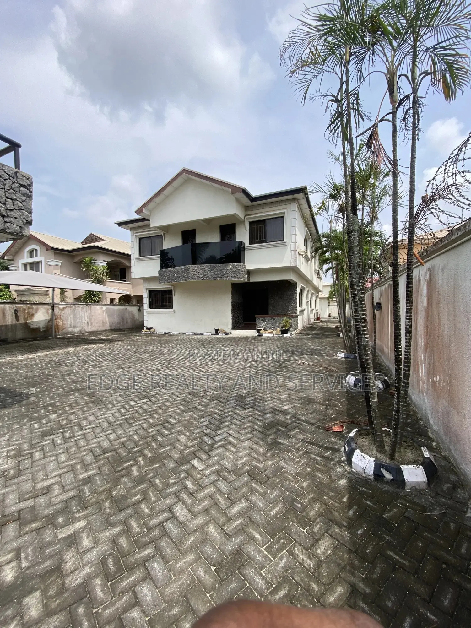 5bdrm Duplex in Vgc for sale in VGC / Ajah