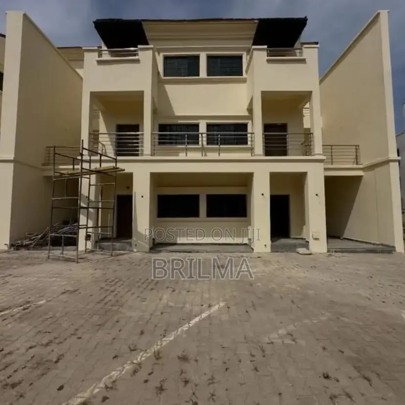 4bdrm Duplex in Jabi for sale in Jabi