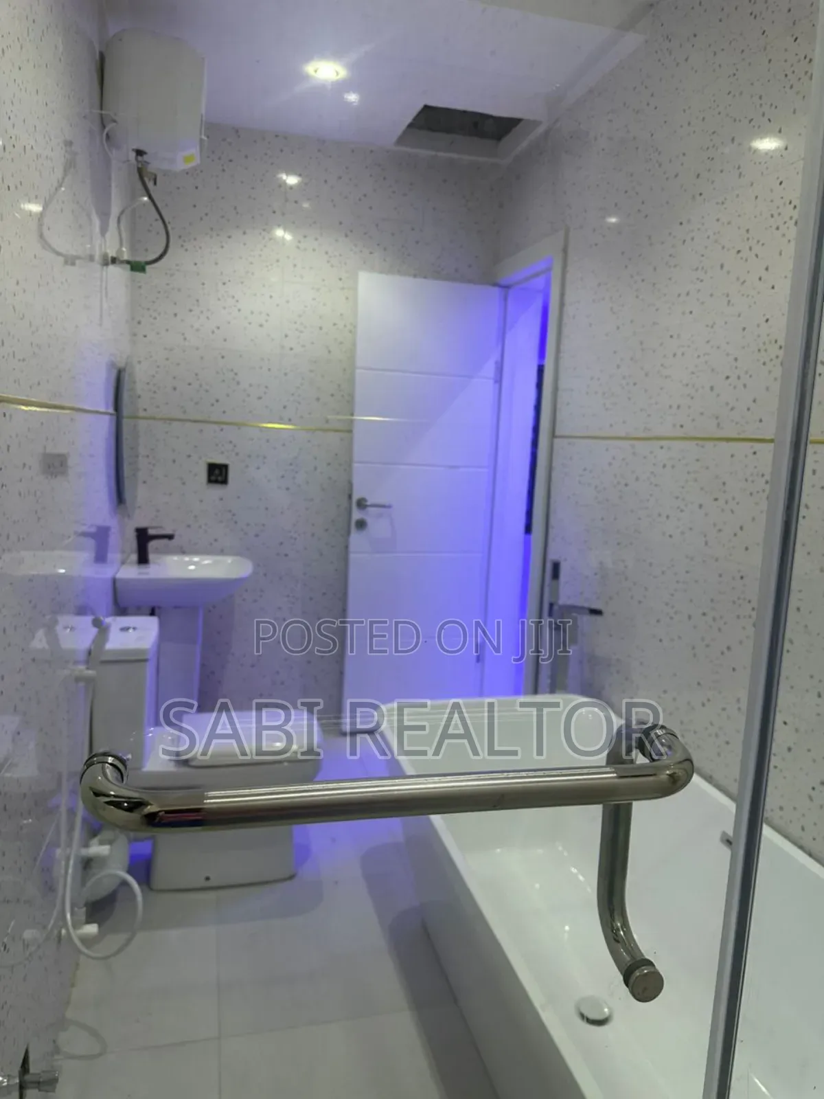 Furnished 5bdrm Duplex in Ayobo for sale in Ayobo