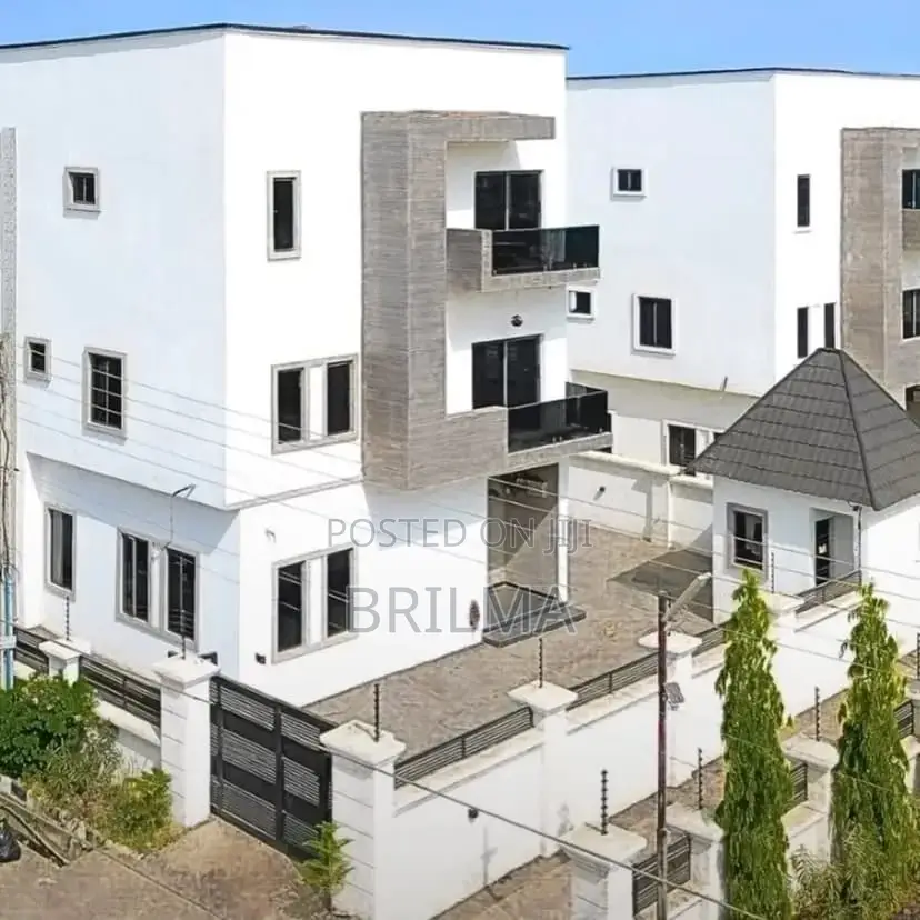 5bdrm Duplex in Gwarinpa for sale in Gwarinpa
