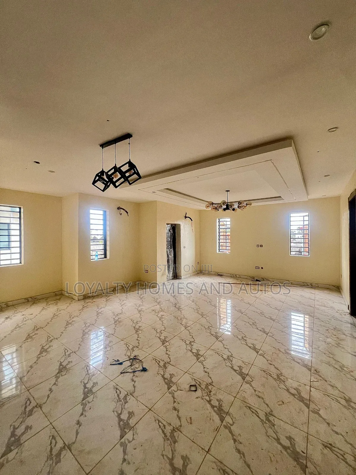 4bdrm Duplex in Oregun for sale in Oregun