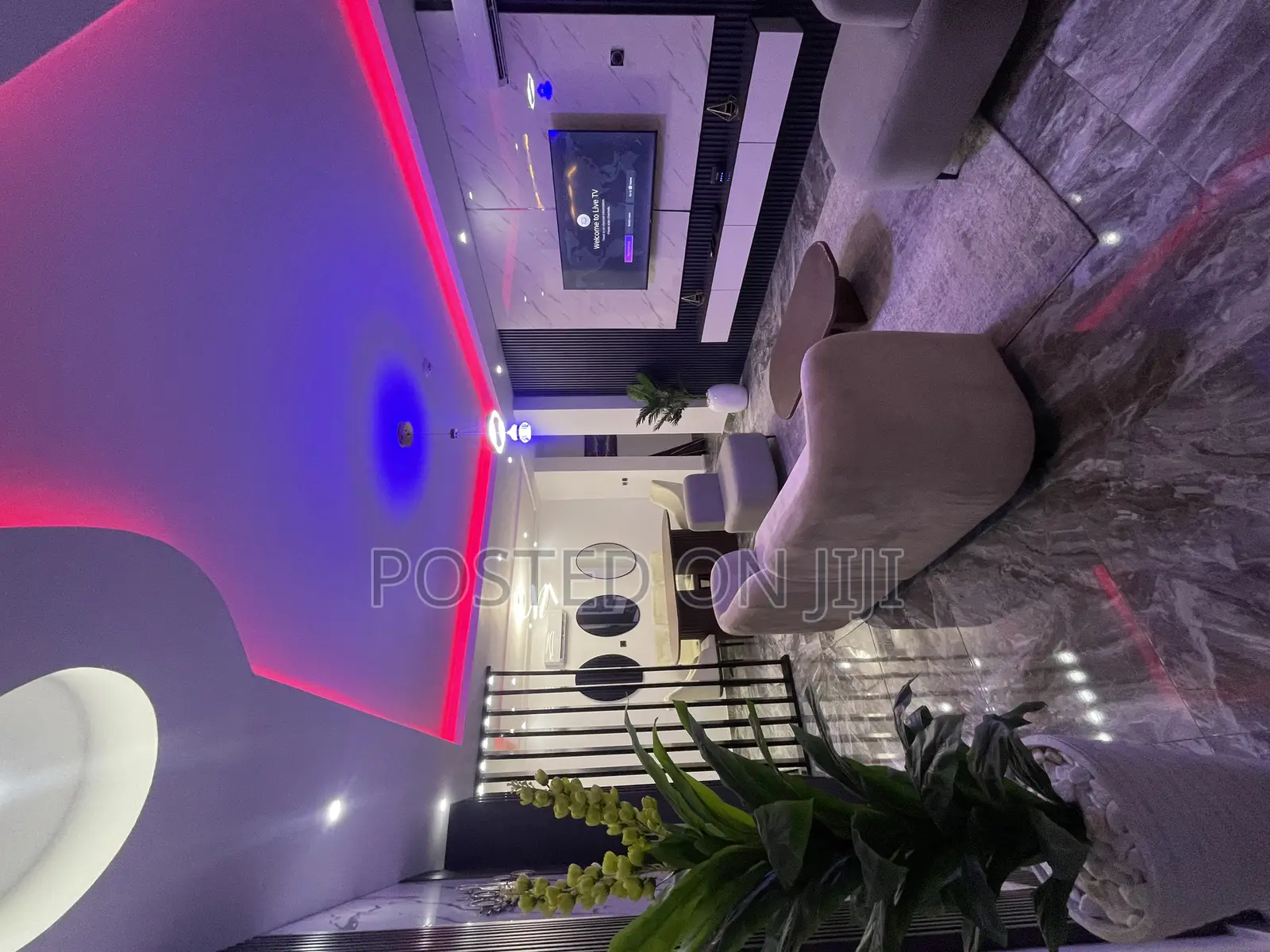 Furnished 3bdrm Apartment in Oniru Estate, Victoria Island Extension in Victoria Island Extension