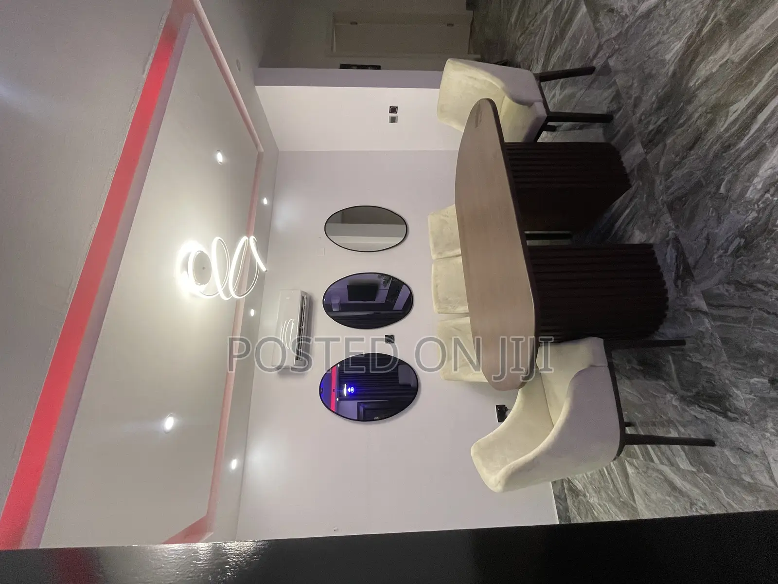 Furnished 3bdrm Apartment in Oniru Estate, Victoria Island Extension in Victoria Island Extension