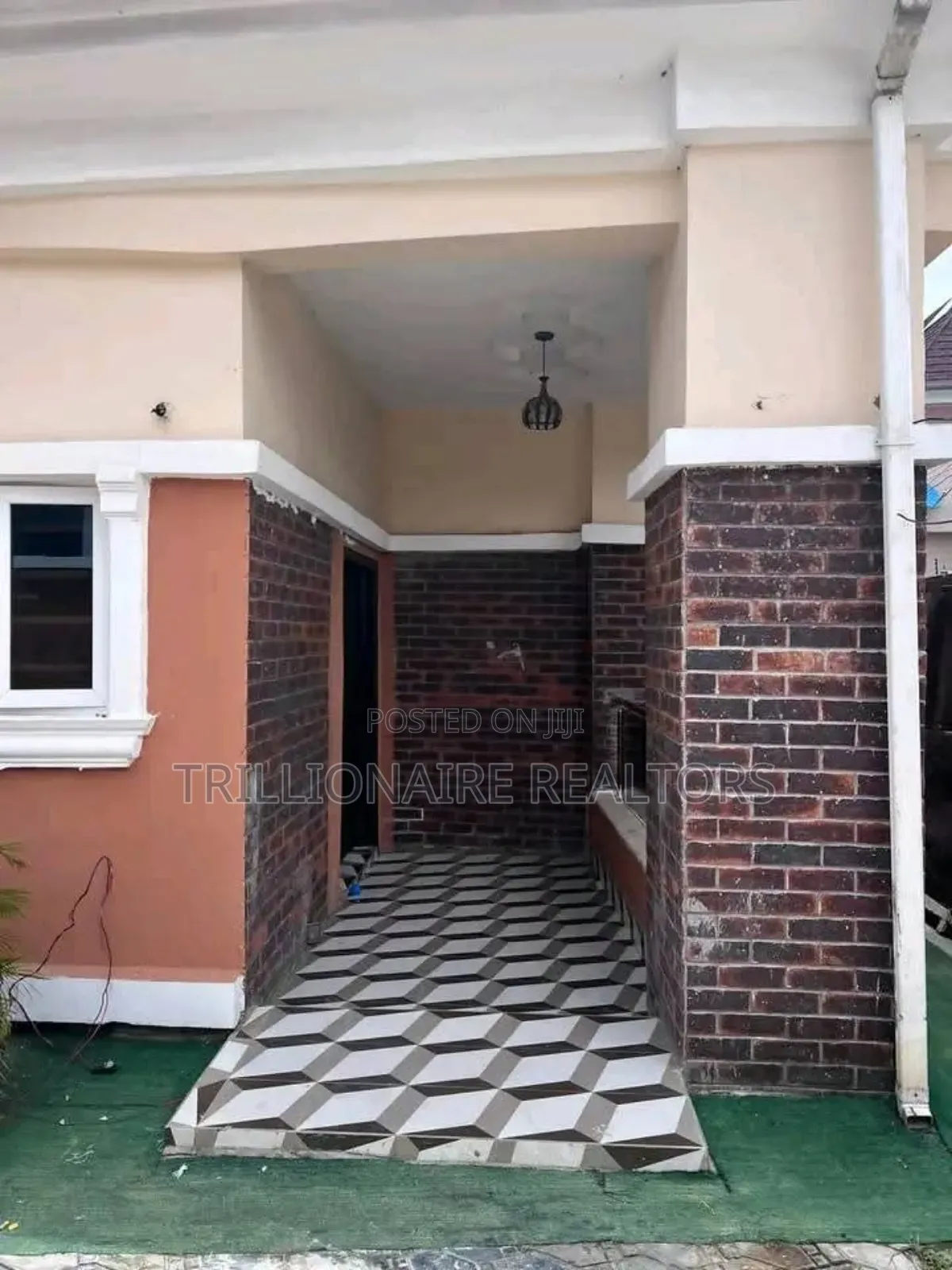 3bdrm Bungalow in Divine Home Estate for sale in Thomas Estate