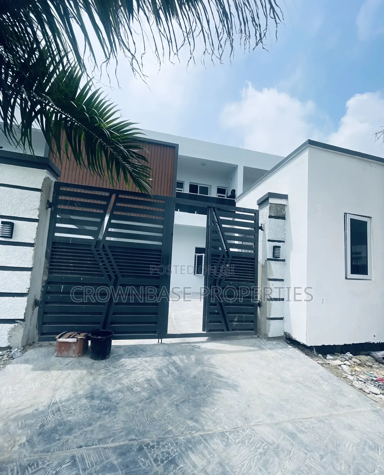 4bdrm Duplex in Lekki for sale in Lekki