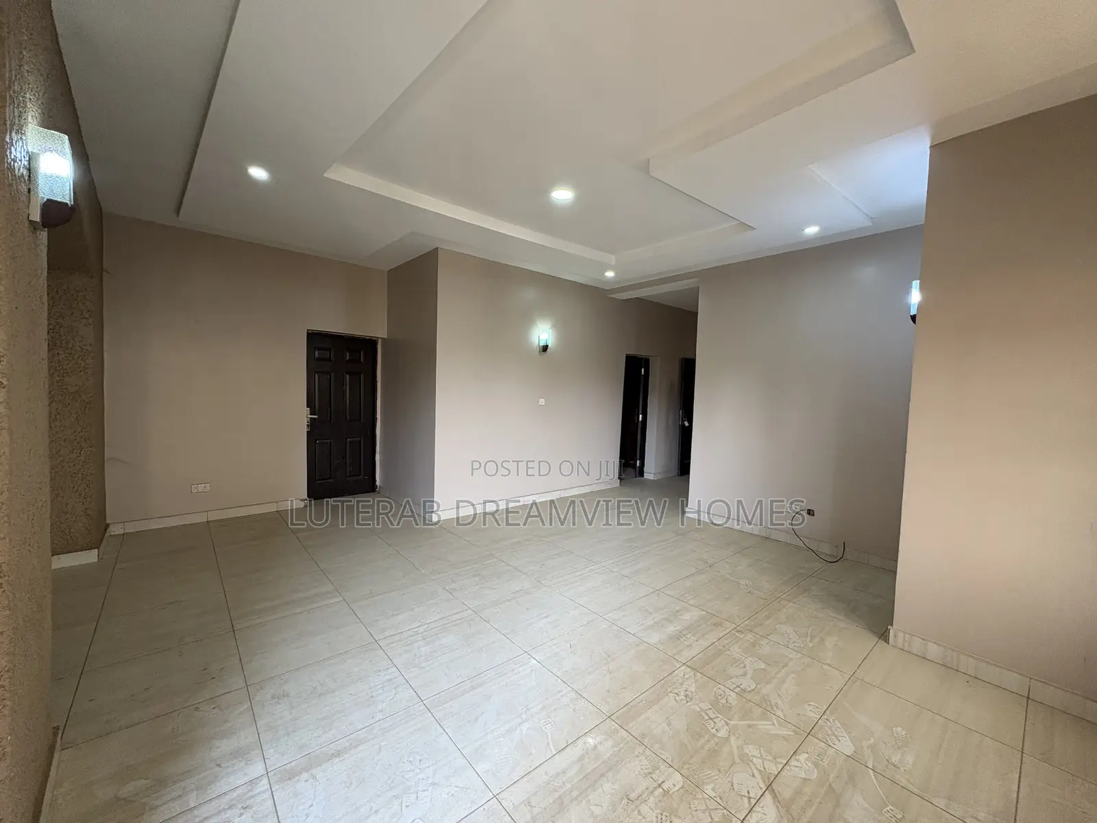 3bdrm Block of Flats in Jabi Dakibuyi for rent in Jabi