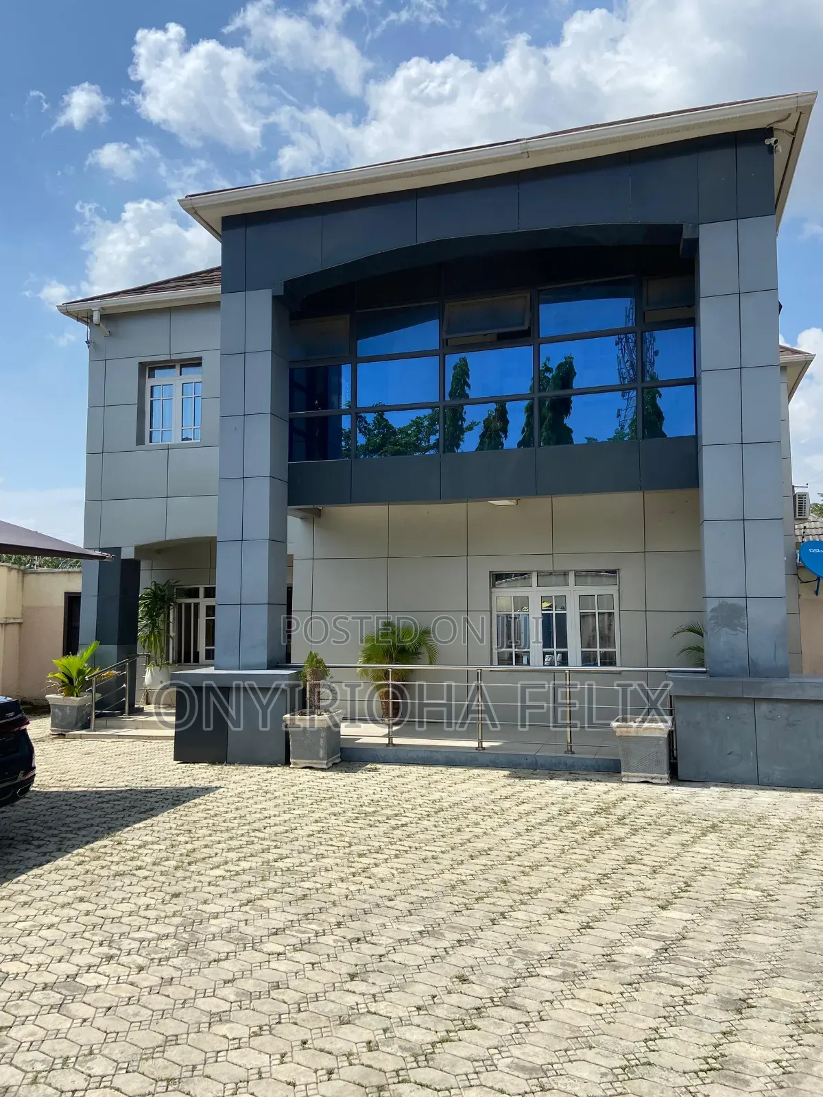 5bdrm Duplex in 3Rd Avenue, Gwarinpa for sale in Gwarinpa