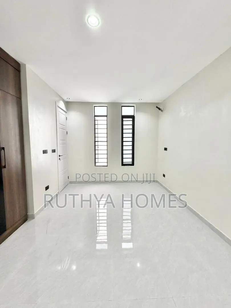 3bedroom Bungalow for Sale in Aiyeteju