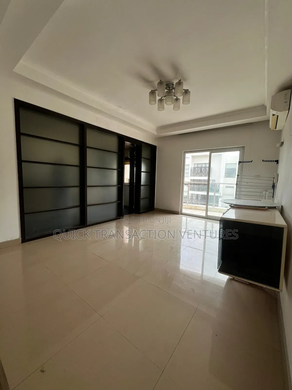 4bdrm Block of Flats in Luxury Gardens, Old Ikoyi for sale in Old Ikoyi