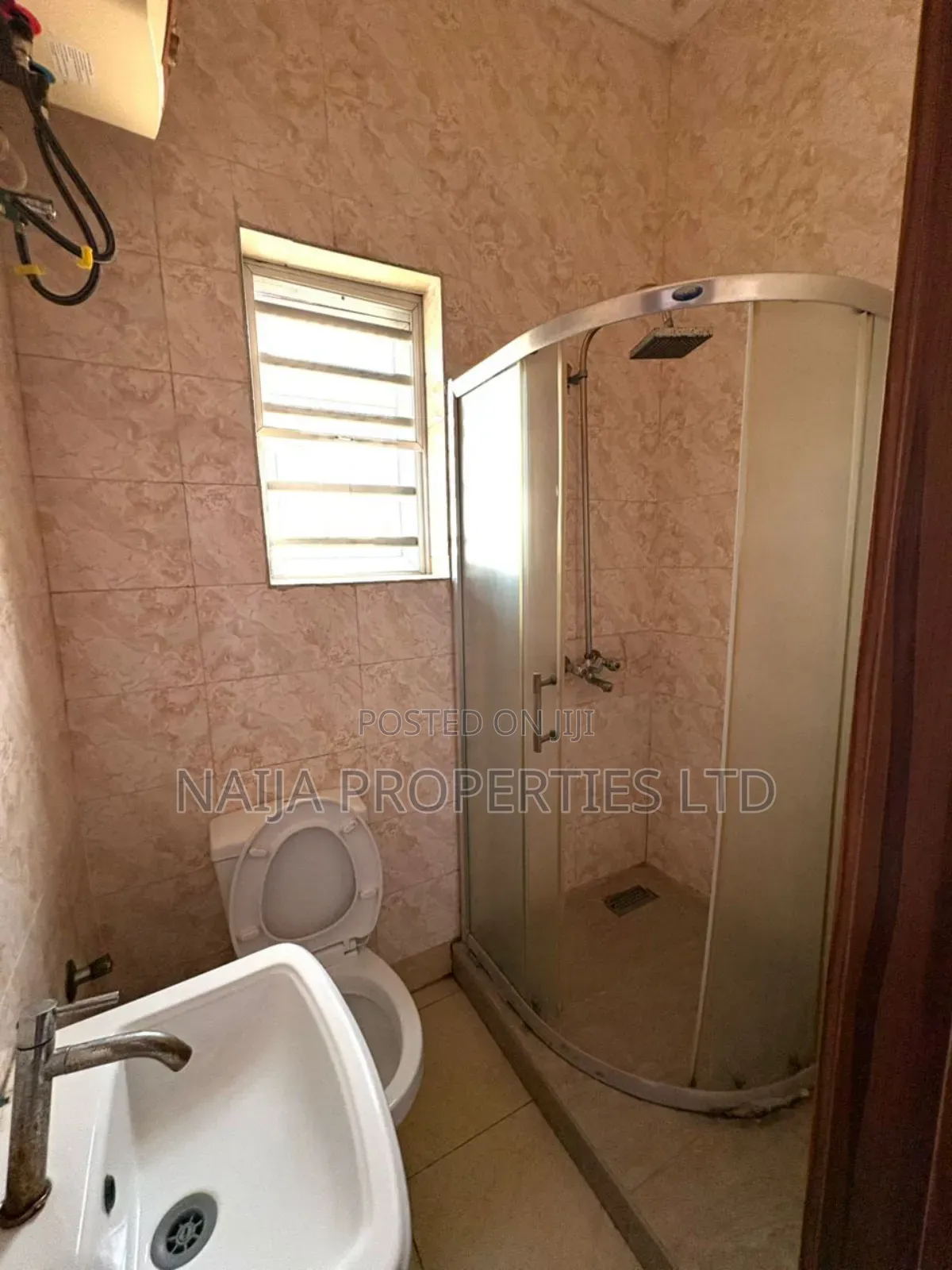 1bdrm Shared Apartment in Lekki County for rent in Lekki