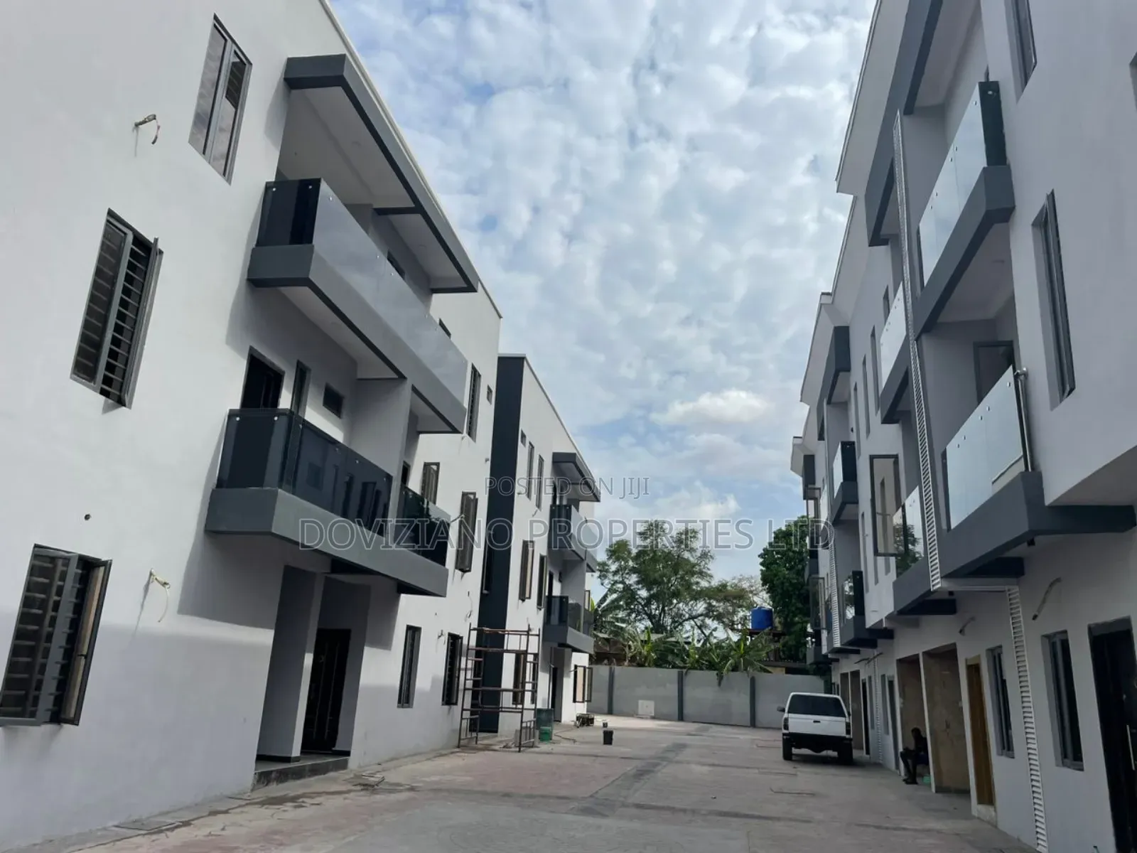 4bdrm Duplex in Shonibare Estate for rent in Shonibare Estate