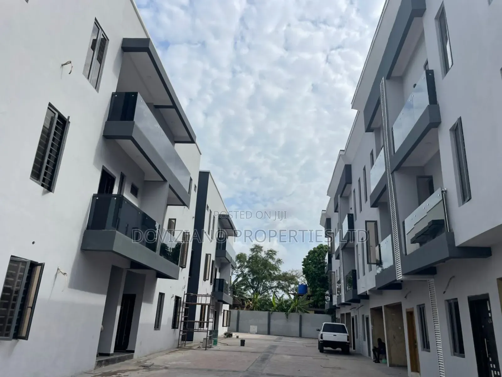 4bdrm Duplex in Shonibare Estate for rent in Shonibare Estate