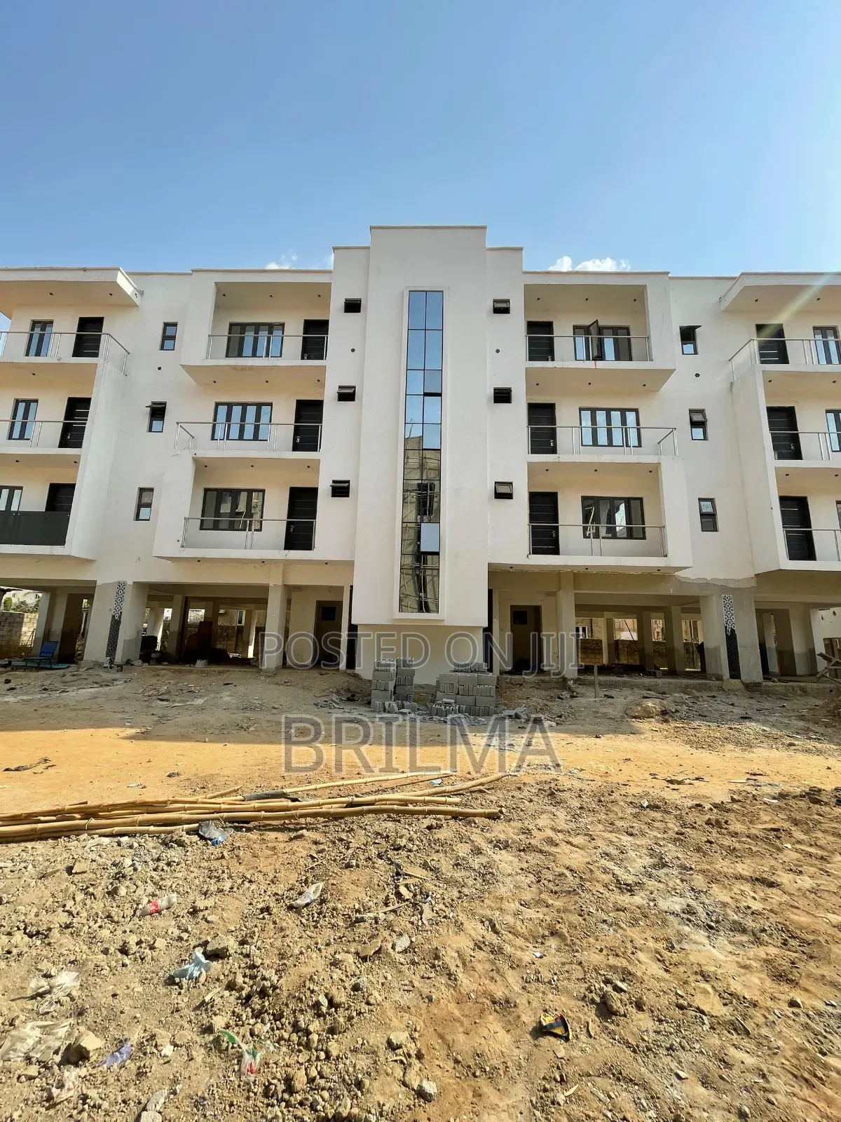 3bdrm Block of Flats in Wuye for sale in Wuye
