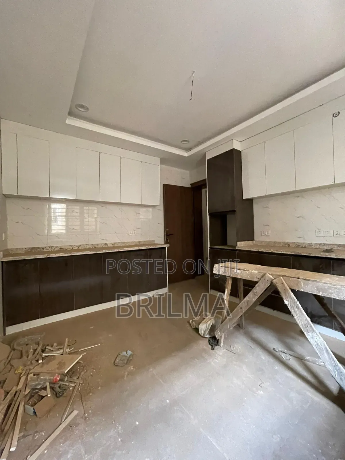 3bdrm Block of Flats in Wuye for sale in Wuye