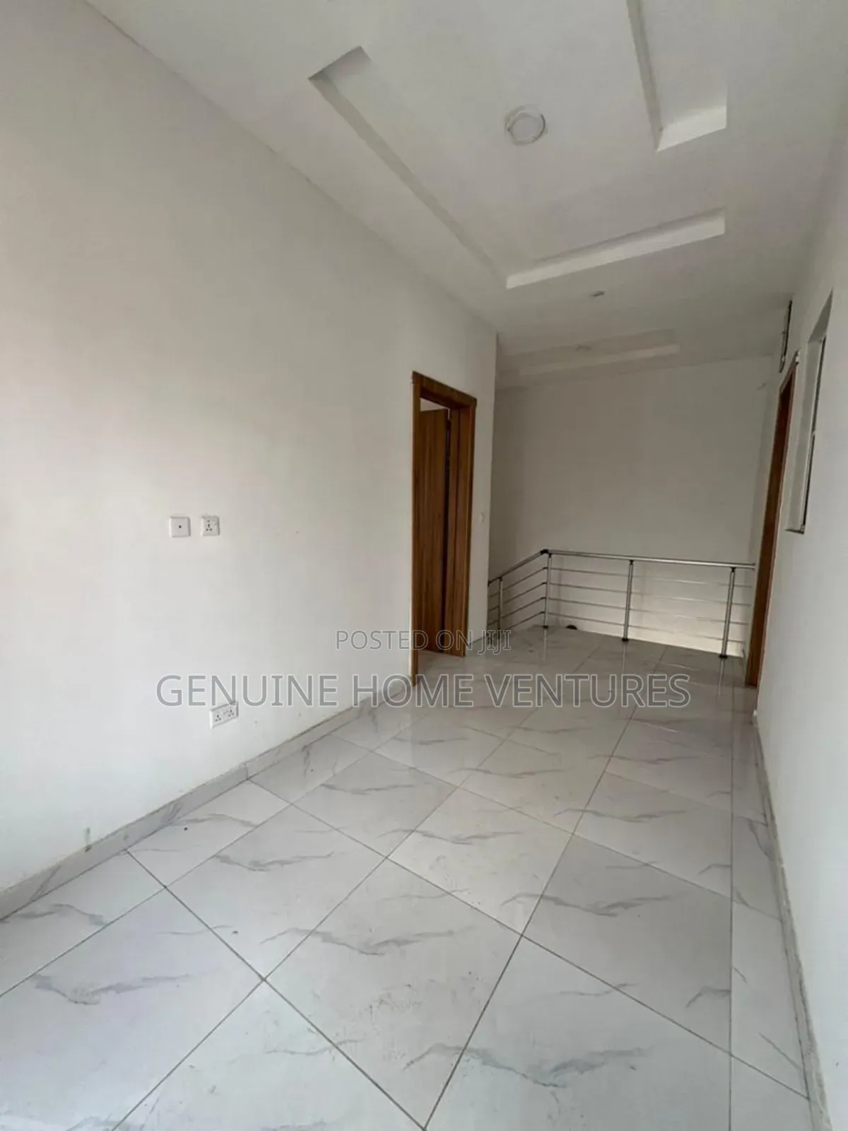 4bdrm Duplex in Ikota for sale in Ikota
