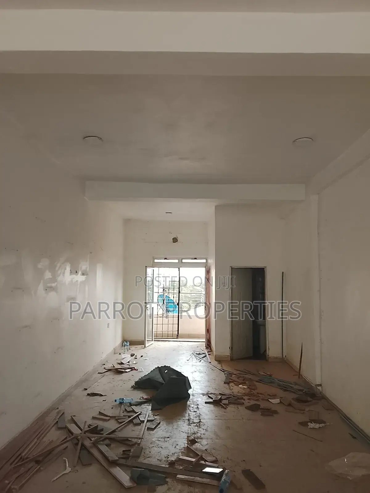 Shop / Office Space for Sale in Gwarinpa
