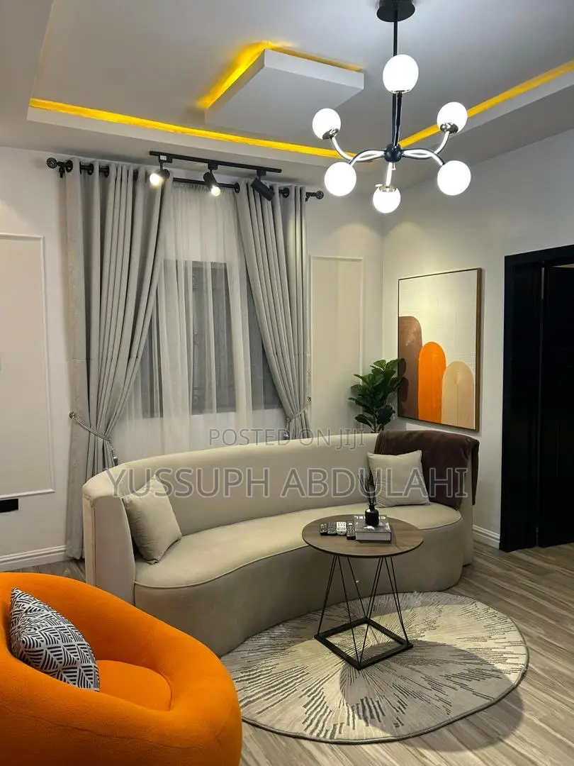1 Bedroom Lekki Phase1 in Lekki Phase 1