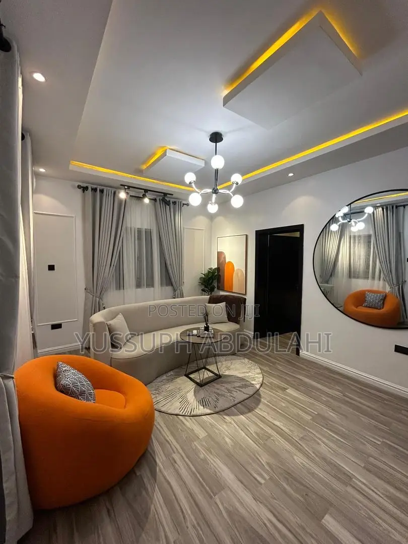 1 Bedroom Lekki Phase1 in Lekki Phase 1