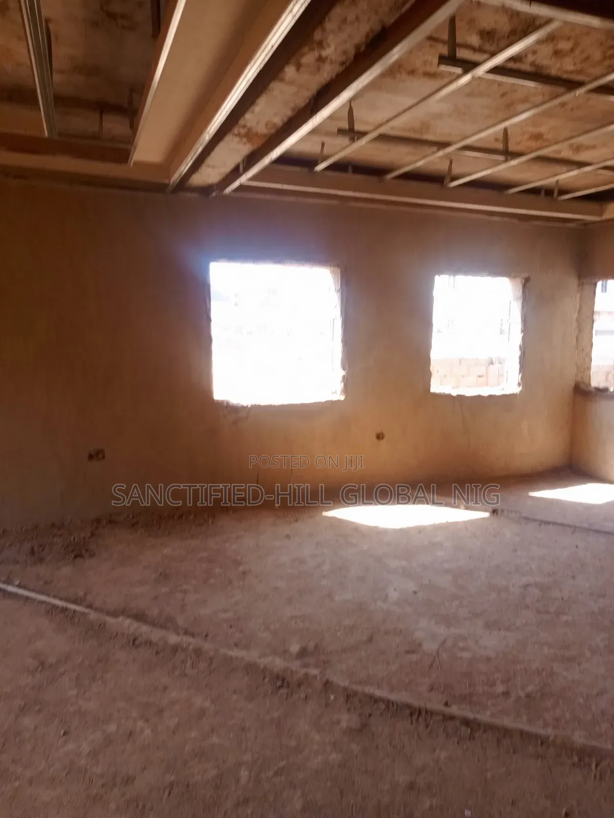 5bdrm Duplex in Jahi Estate Axis for sale in Jahi