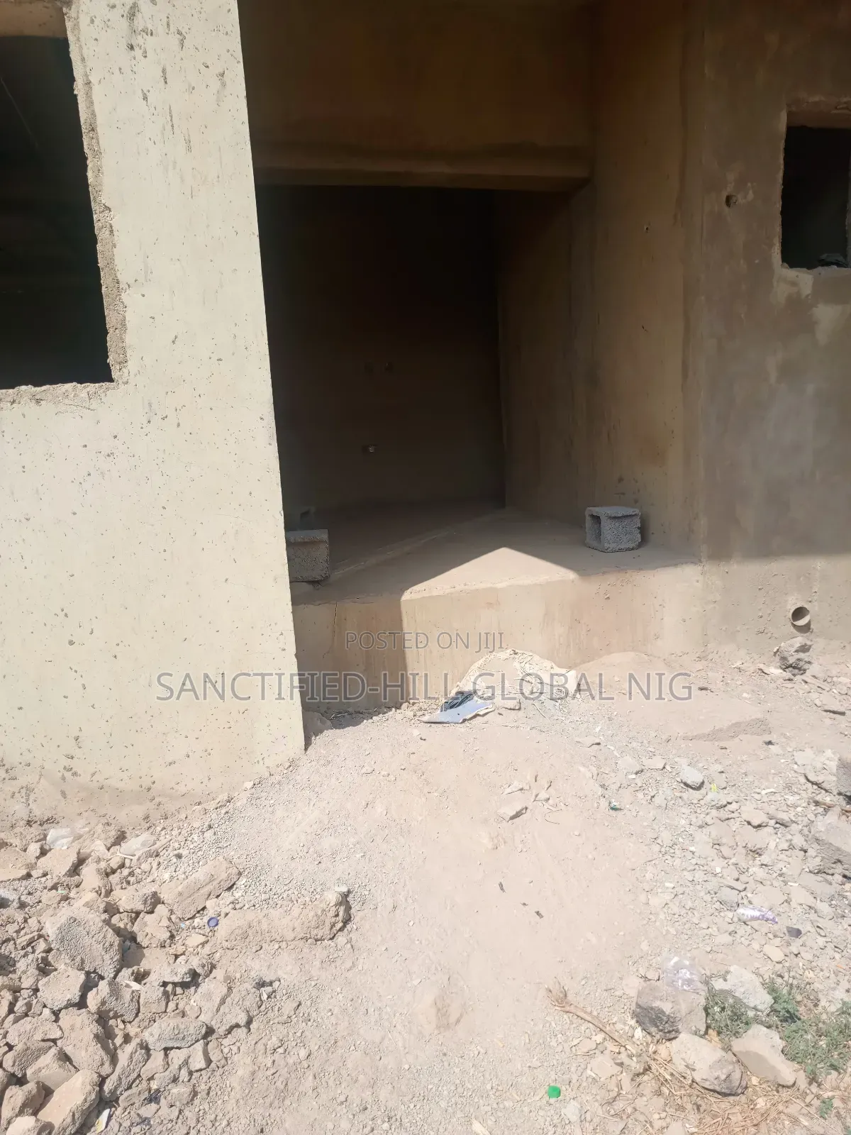 5bdrm Duplex in Jahi Estate Axis for sale in Jahi