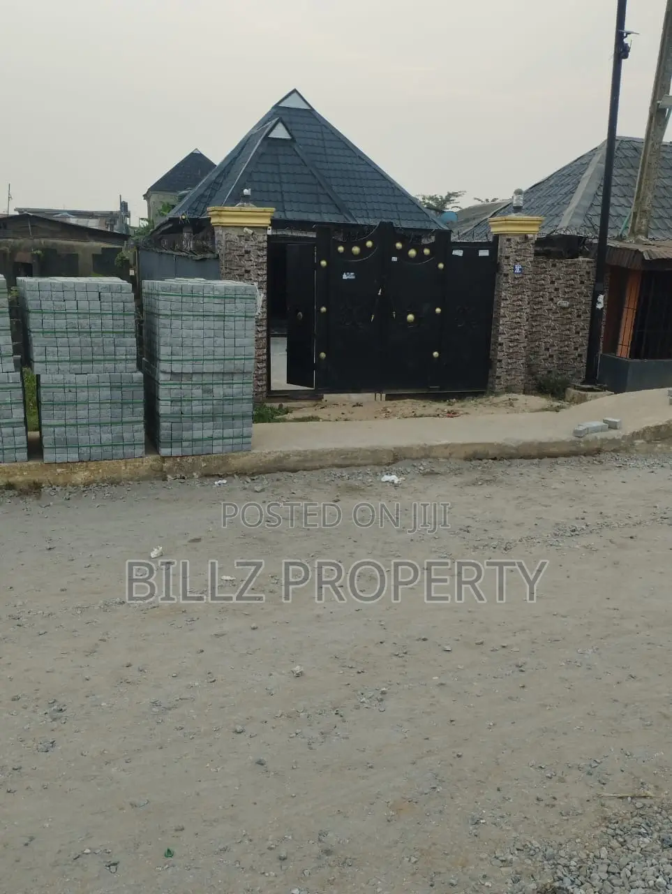 Furnished 4bdrm Bungalow in Abaranje for sale in Abaranje