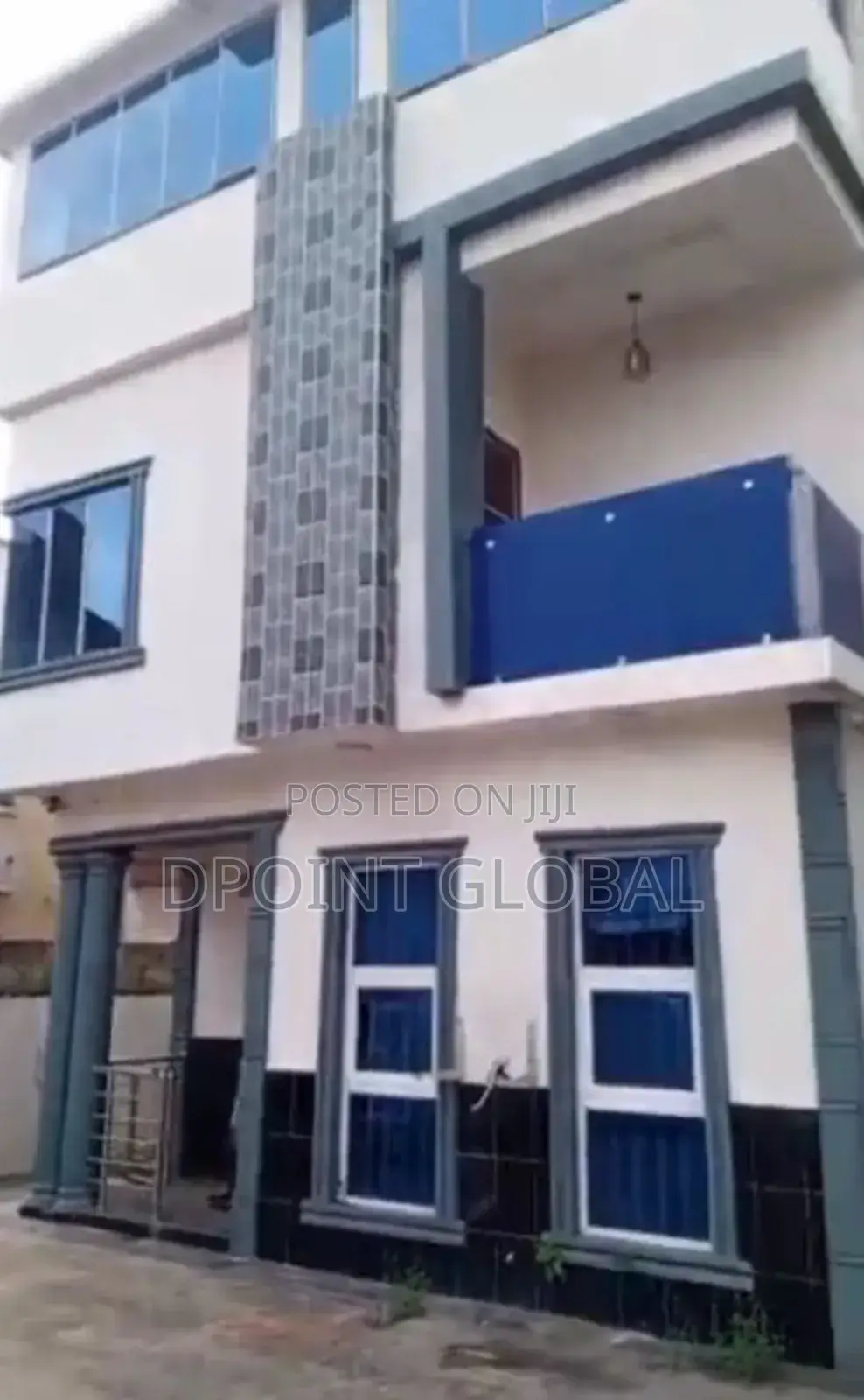 5bdrm Duplex in P And T, Boys Town for sale in Boys Town