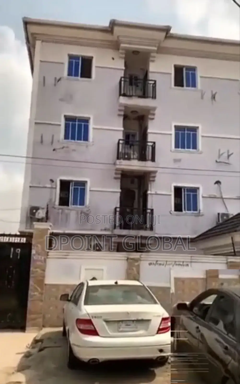 20bdrm Block of Flats in Okota, Isolo for sale in Isolo