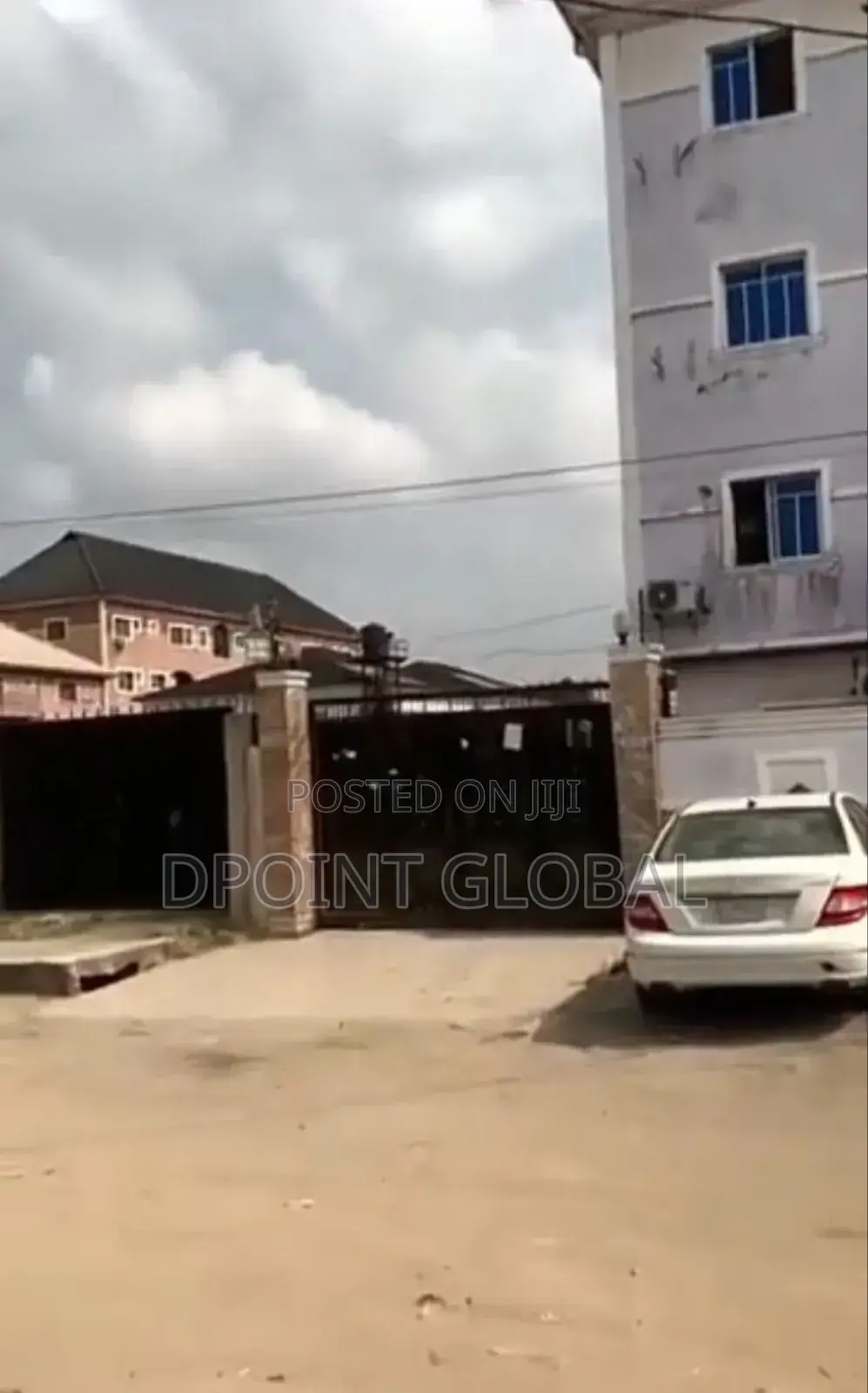 20bdrm Block of Flats in Okota, Isolo for sale in Isolo