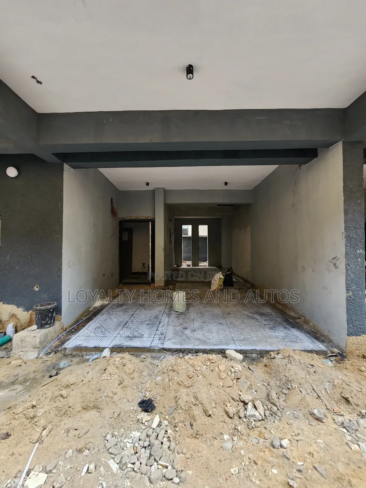 4bdrm Duplex in Surulere for sale in Surulere