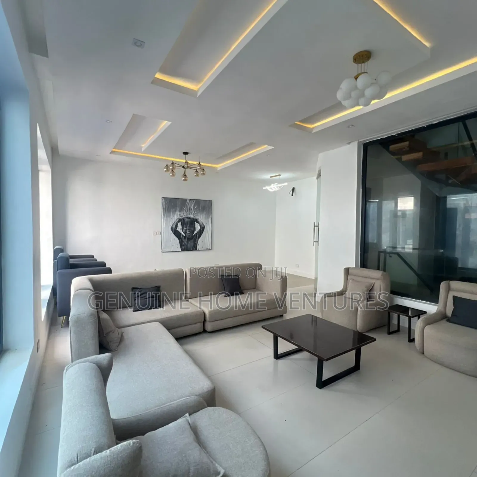 5bdrm Duplex in Orchid, Chevron for sale in Chevron