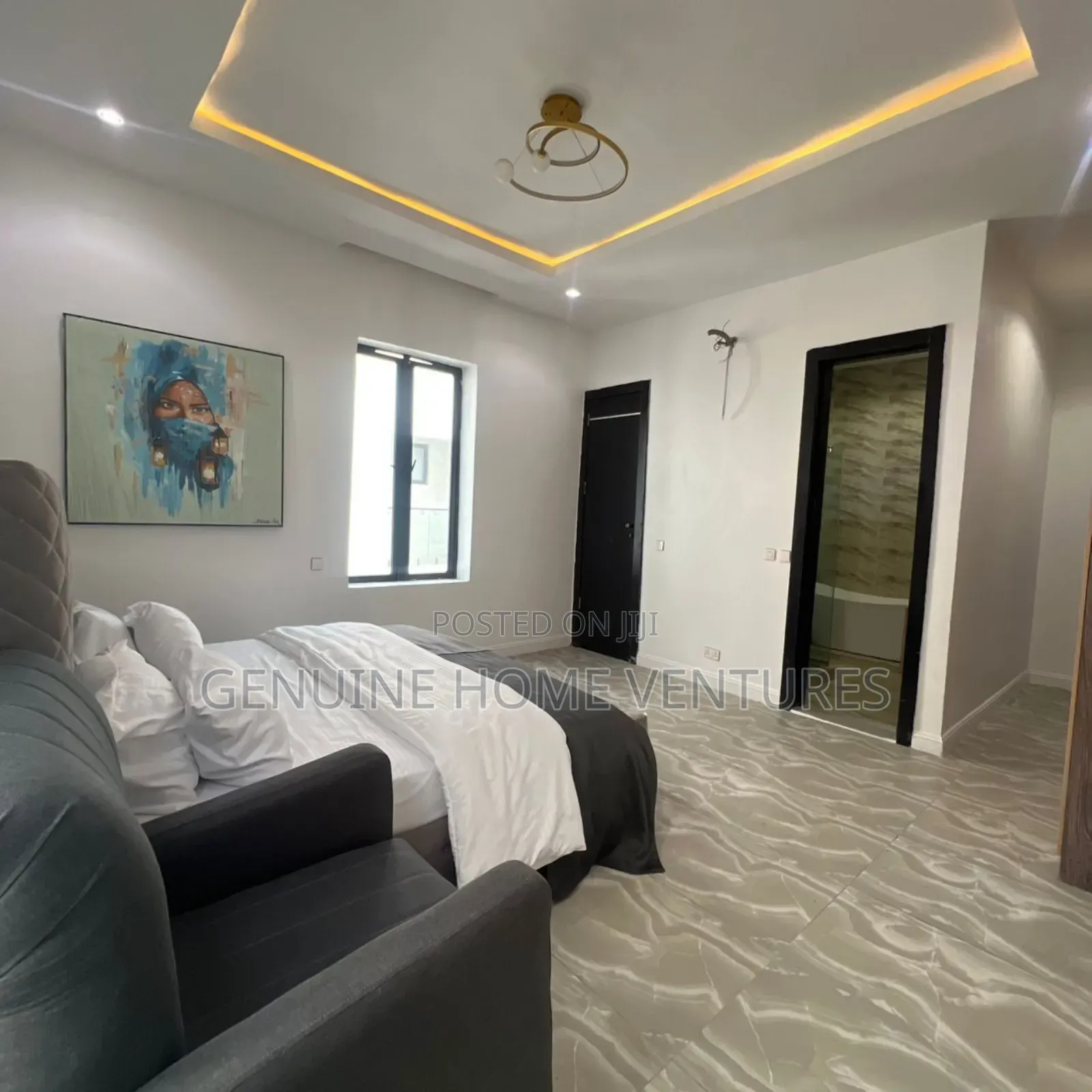 5bdrm Duplex in Orchid, Chevron for sale in Chevron