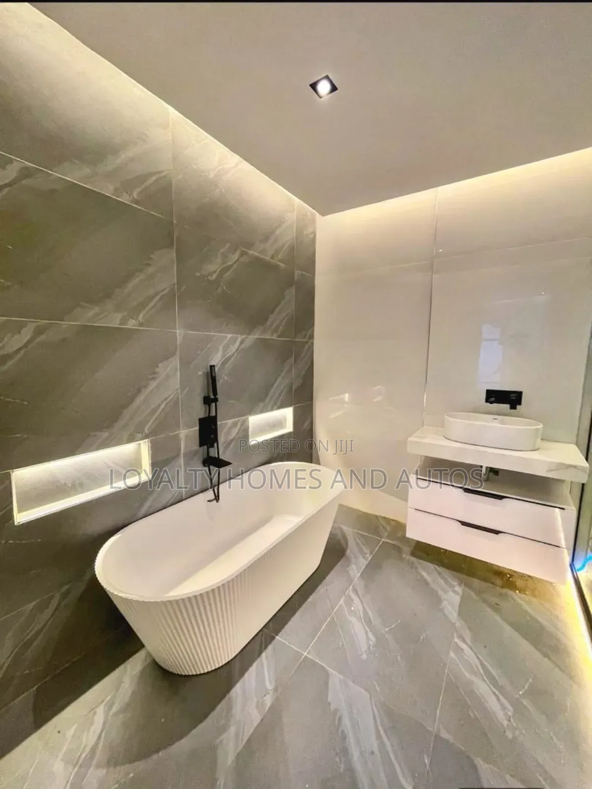 5bdrm Duplex in Maryland for sale in Maryland