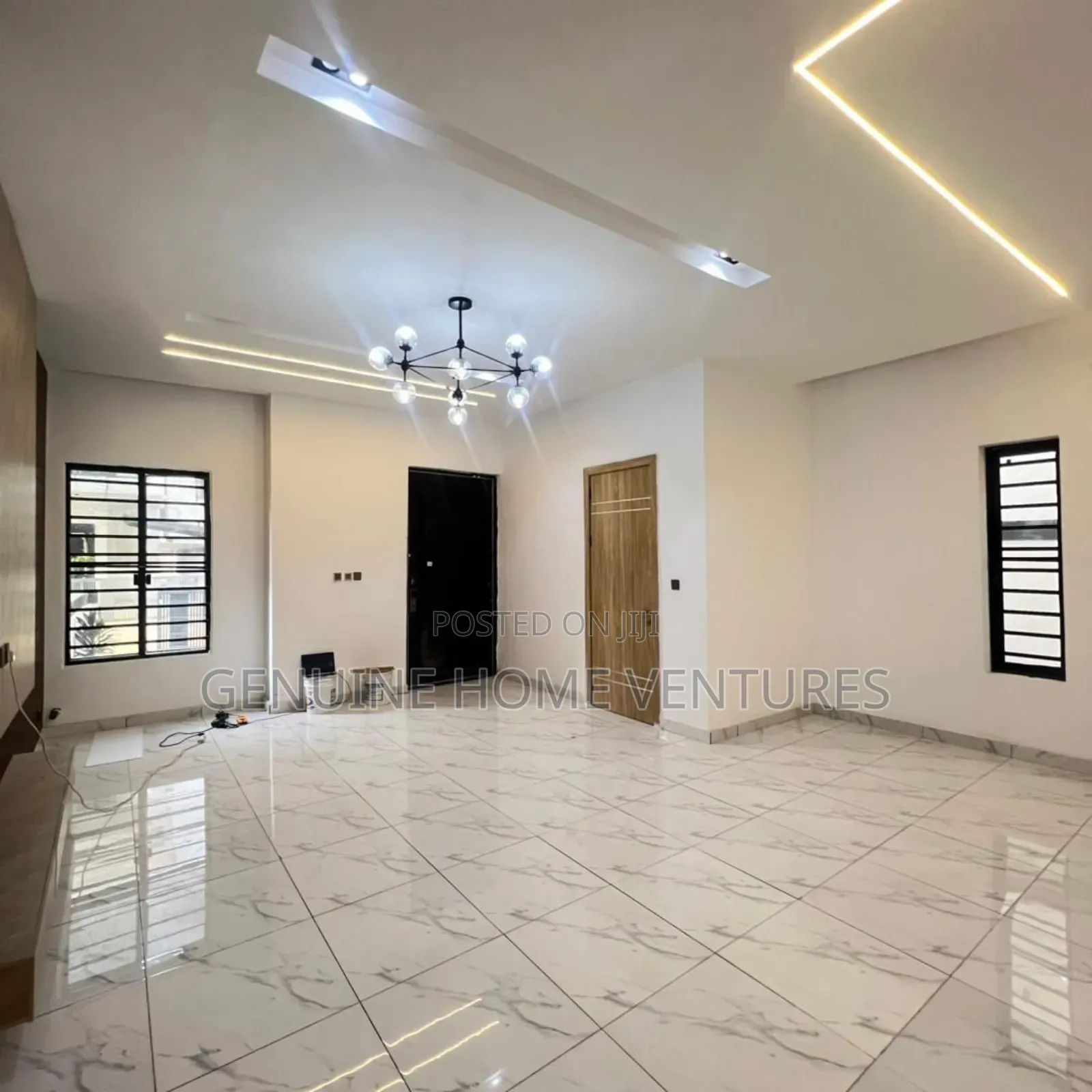 4bdrm Duplex in Orchid, Chevron for sale in Chevron