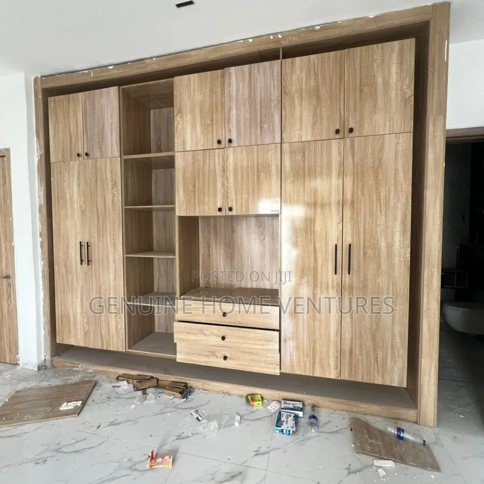 5bdrm Duplex in Orchid, Chevron for sale in Chevron