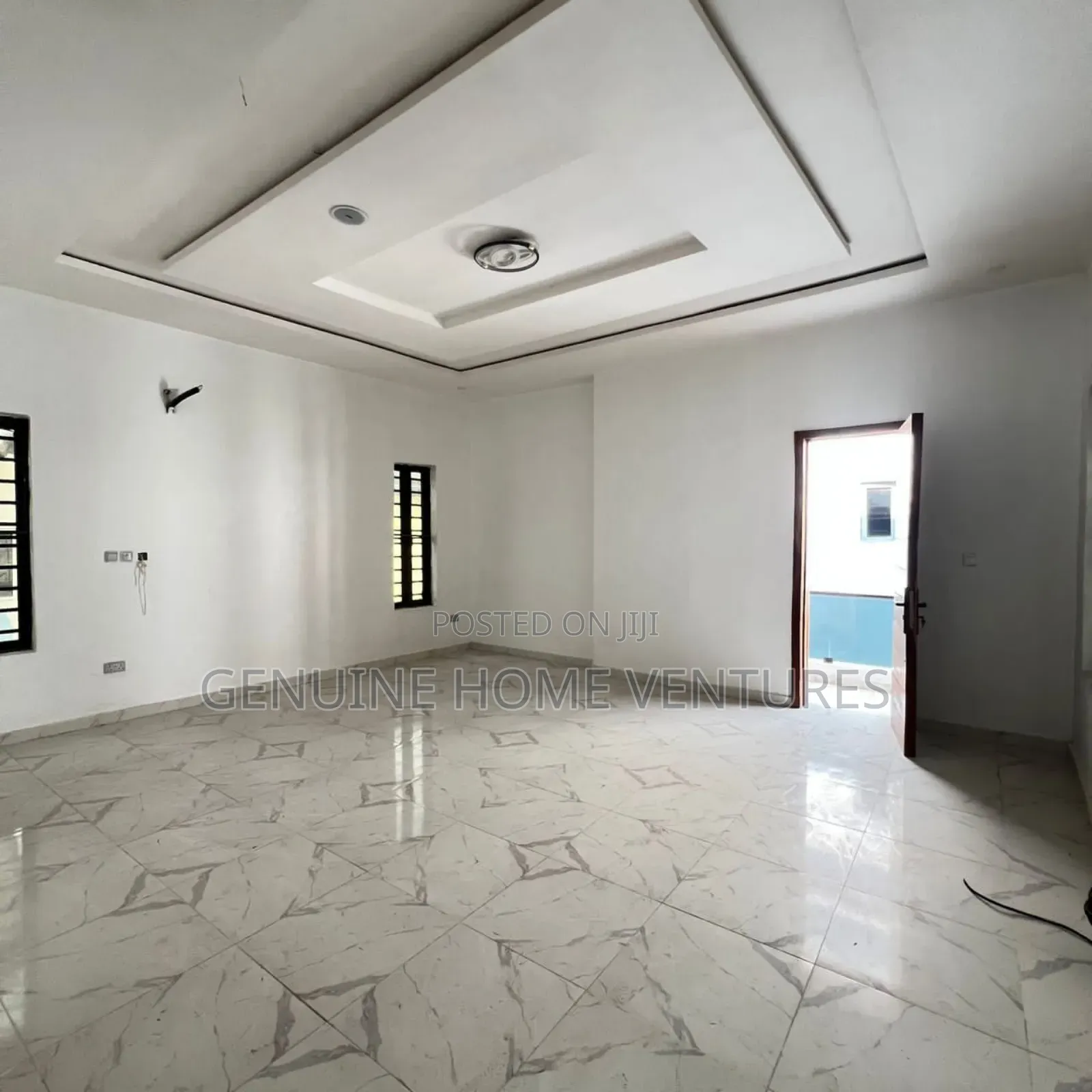 4bdrm Duplex in Ikota for sale in Ikota
