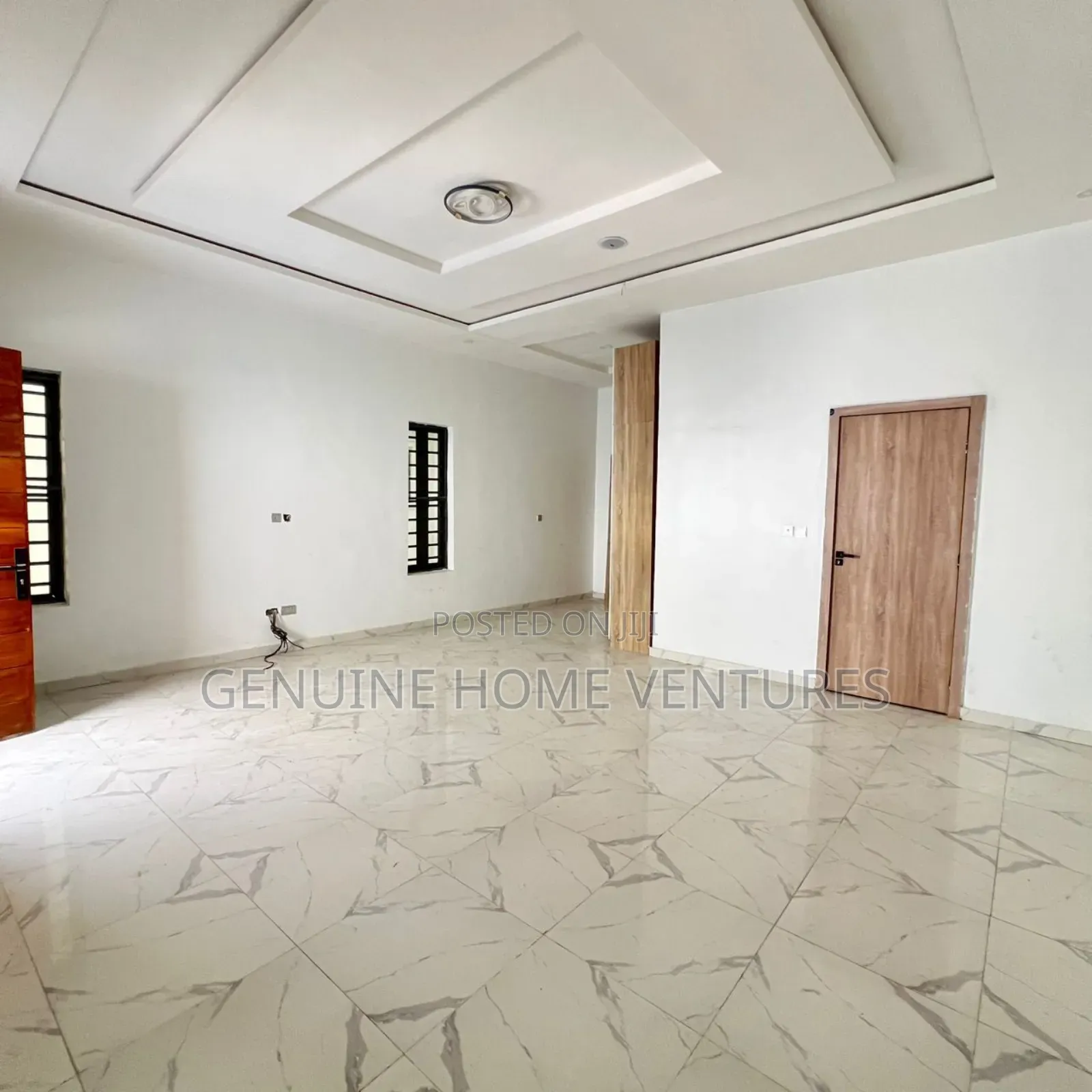 4bdrm Duplex in Ikota for sale in Ikota