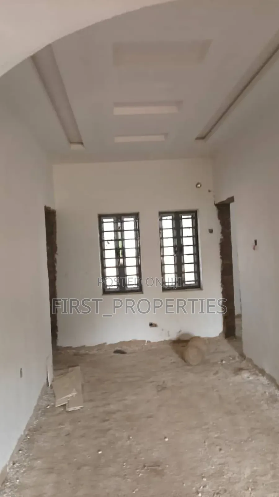 3bdrm Bungalow in Viesta Estate Elebu, Akala Express for sale in Akala Express