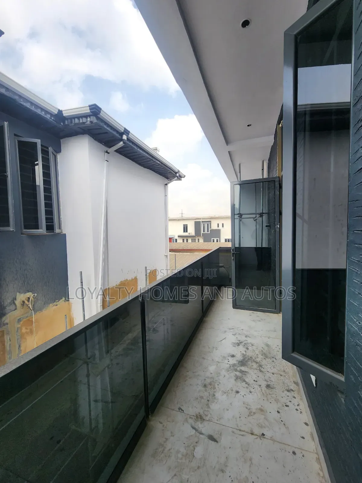 5bdrm House in Adeniyi Jones for sale in Adeniyi Jones