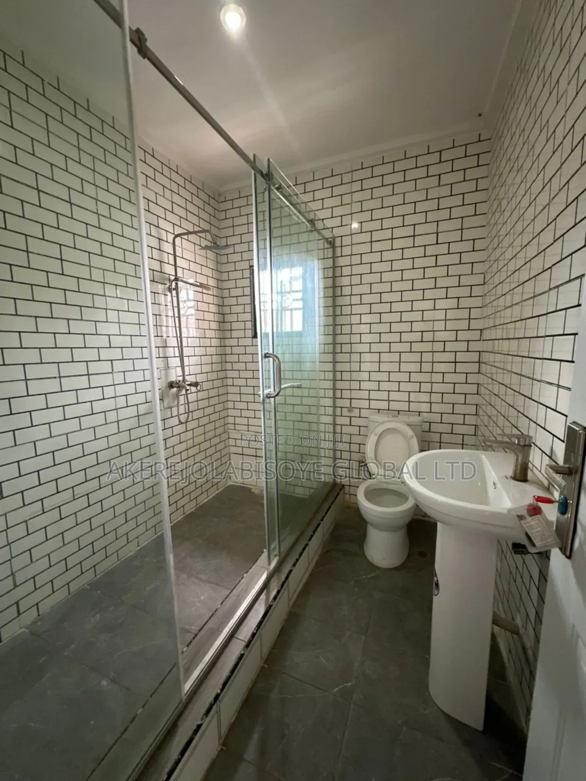 5bdrm Duplex in Lokogoma, Abuja for sale in Lokogoma