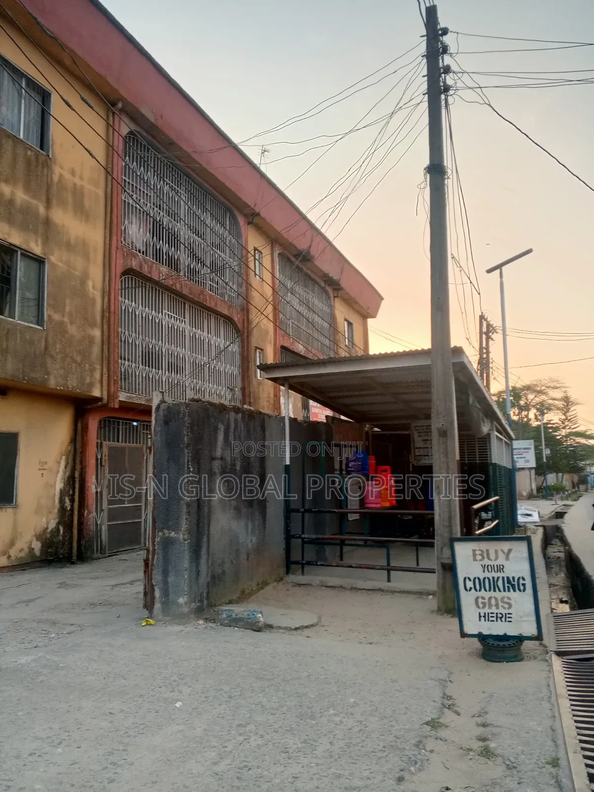 3bdrm Block of Flats in Warri for sale in Warri