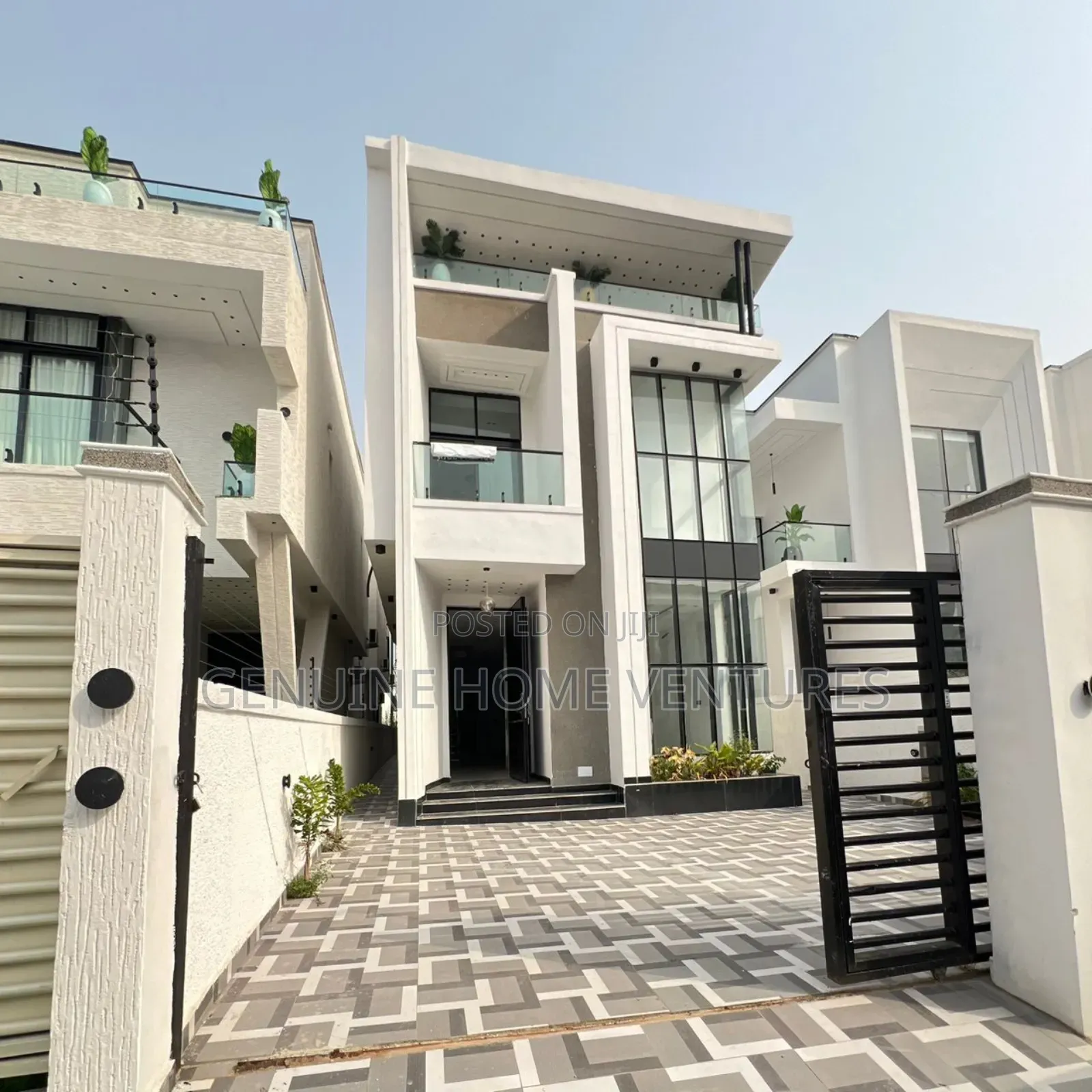 5bdrm Duplex in Ajah for sale in Ajah
