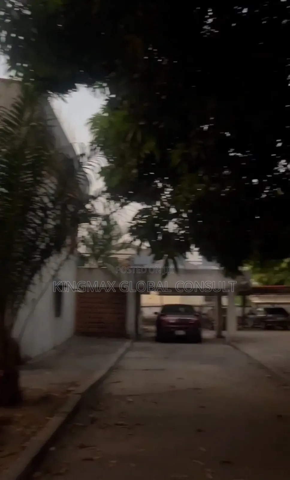 A Demolishable Property on 2,300m2 Plus an Approved Extension Cofo in Asokoro
