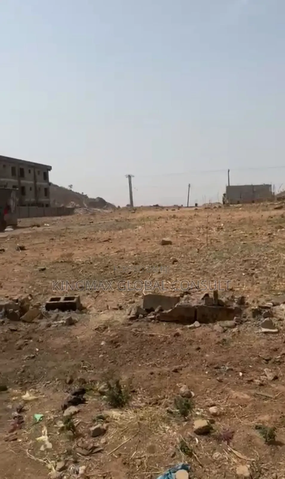 Land for Sale : Size 5000sqm Purpose:- Residential Title:-R of O in Katampe (Main)